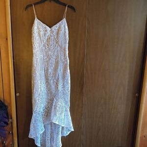 WINDSOR Ivory Lace High-Low Slip Dress with Spaghetti Straps Size